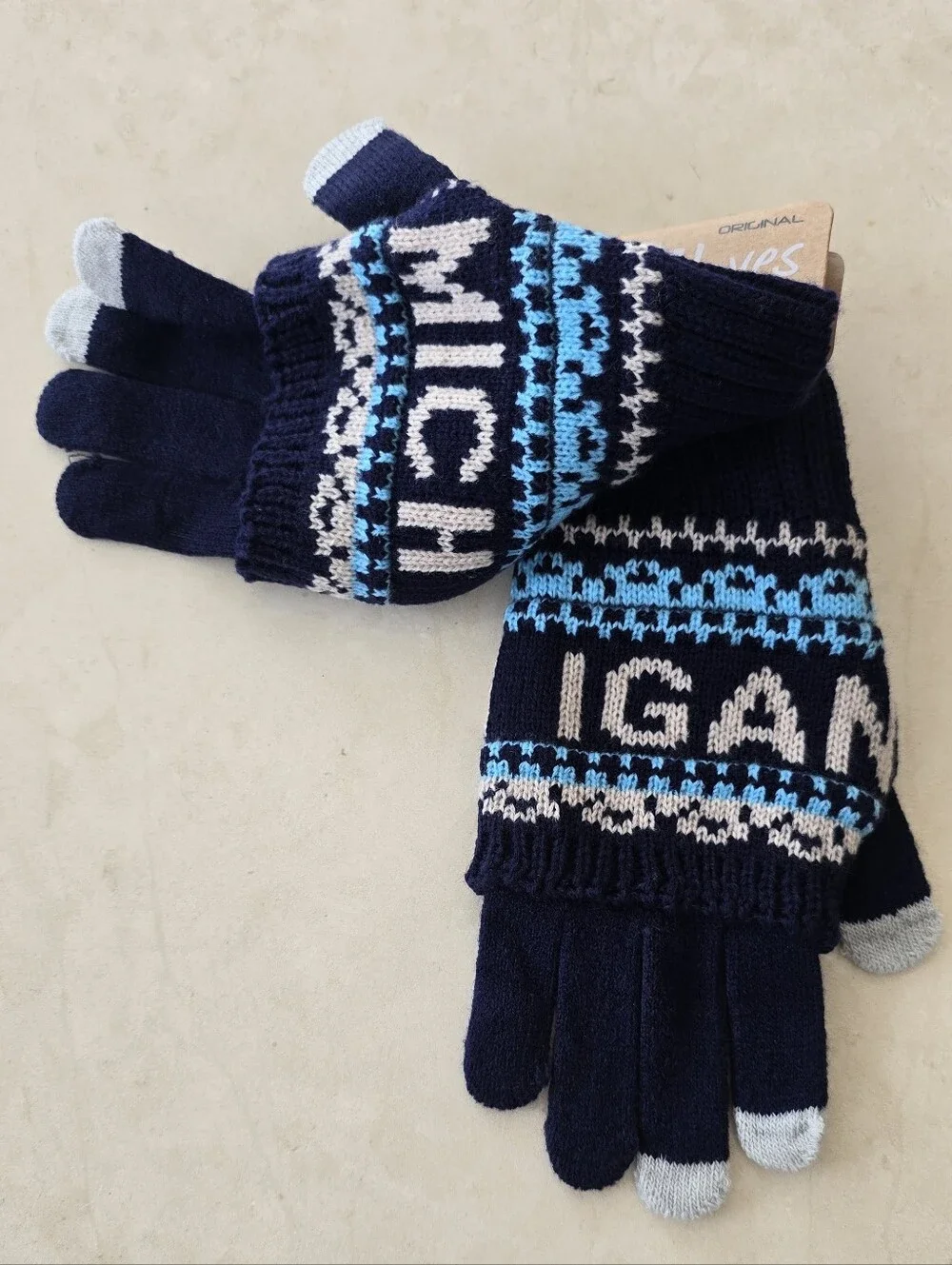 NWT Michigan Knit Finger Gloves - Navy Blue and Cream With Fair Isle Accent - OS